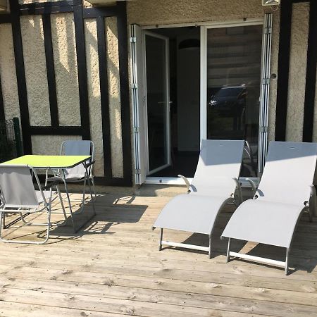 Studio Front De Mer Avec Terrasse Et Acces Direct Plage A Merville-Franceville - Fr-1-487-329 Exterior photo